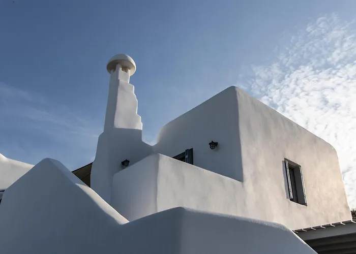 Aqua Breeze Villas *