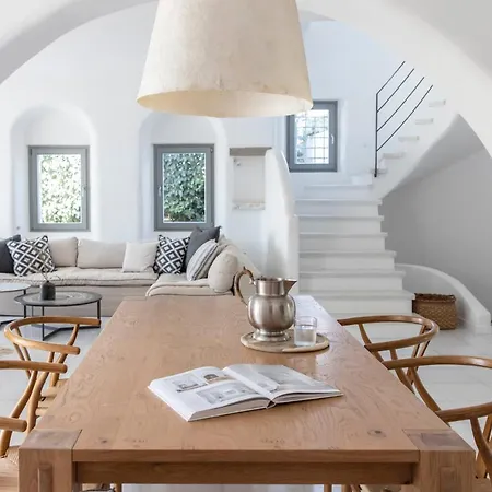 Aqua Breeze Villas *